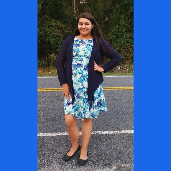 Meet your Posher, Tabitha - Picture 1 of 1