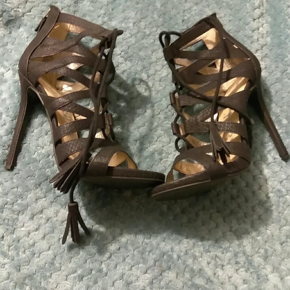 Sam Libby heels - Picture 2 of 4