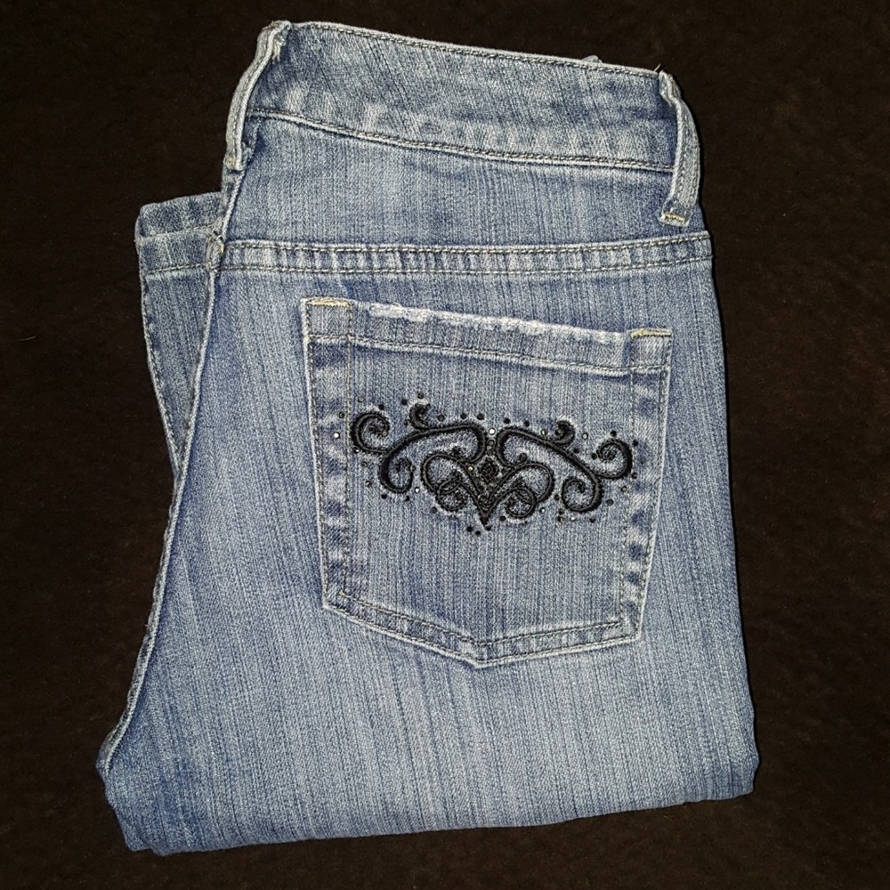White House Black Market Blanc Jeans, Size 0R.