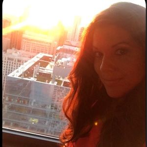 Meet your Posher, Lyndy