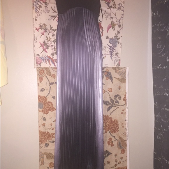 Betsy & Adam evening gown - Picture 4 of 8