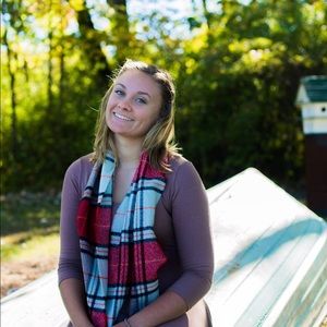 Meet your Posher, Tori