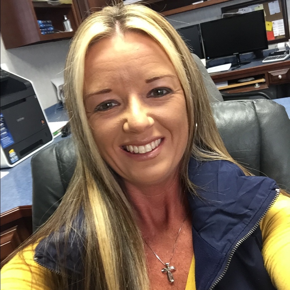 Meet your Posher, Jenny