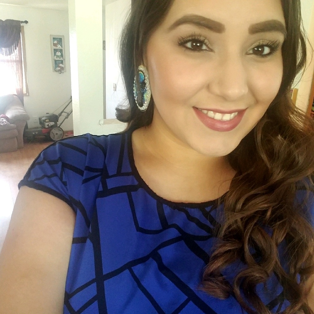 Meet your Posher, Victoria