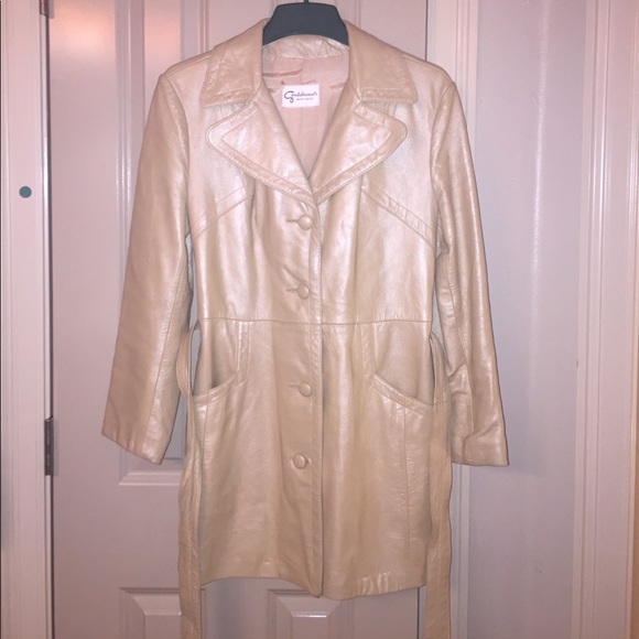 Ladies leather coat - Picture 2 of 6