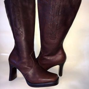New Seychelles Leather Boots