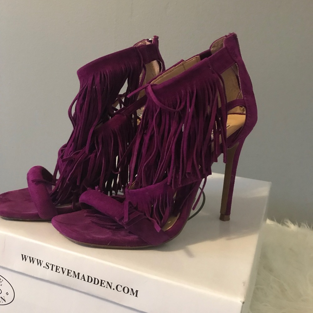 Sexy Steve Madden Plum Fringe Heels
