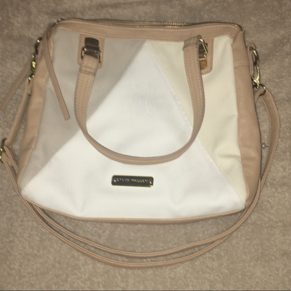 Steve Madden beige handbag