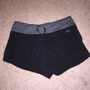 H&M Sport shorts