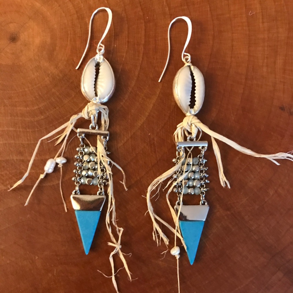 Maldive Earringa - Silver Plated Cowry Shells