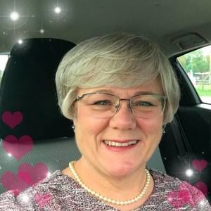 Meet your Posher, Debbie