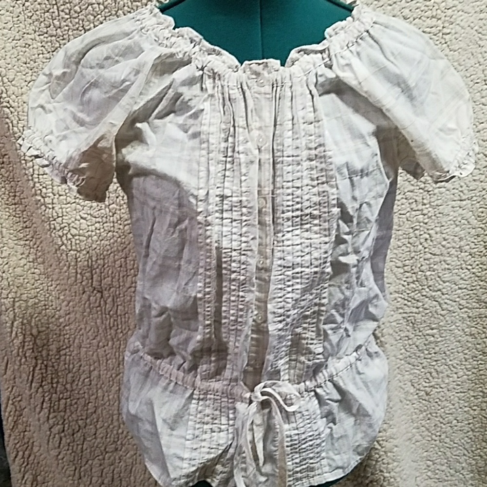 Cute teen semi fitting top XS