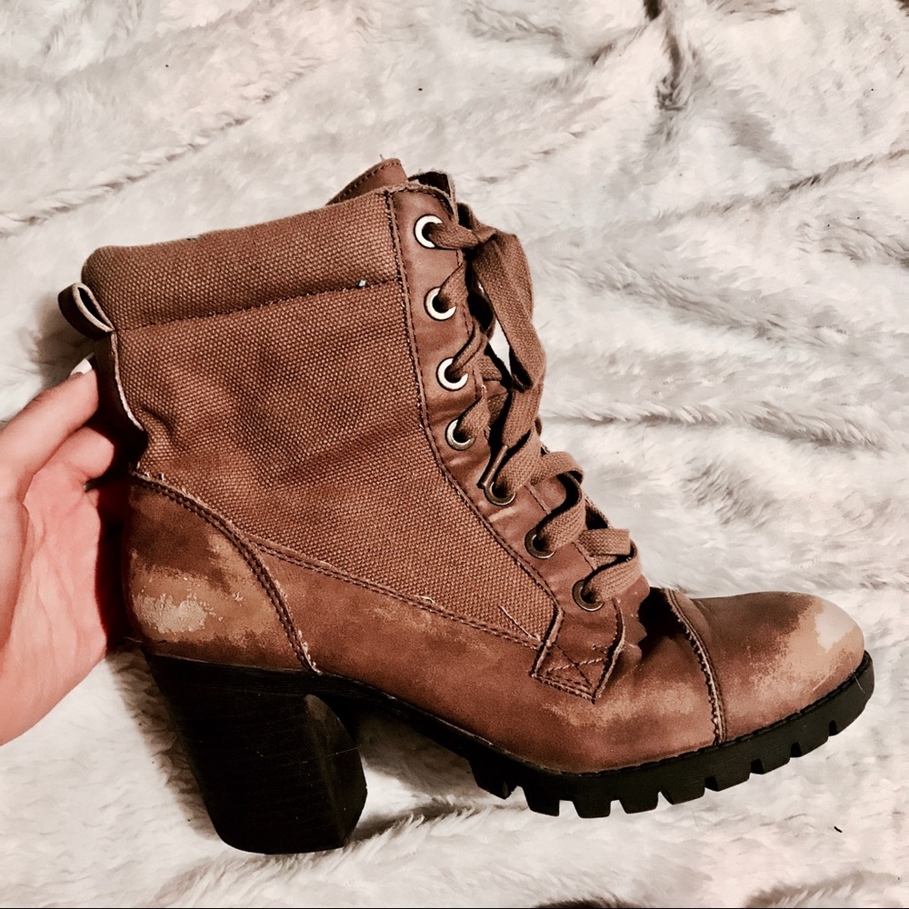 PERFECT Heeled boots - Picture 2 of 6
