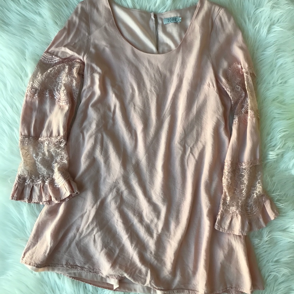 Tobi pink lace mini dress sz Small