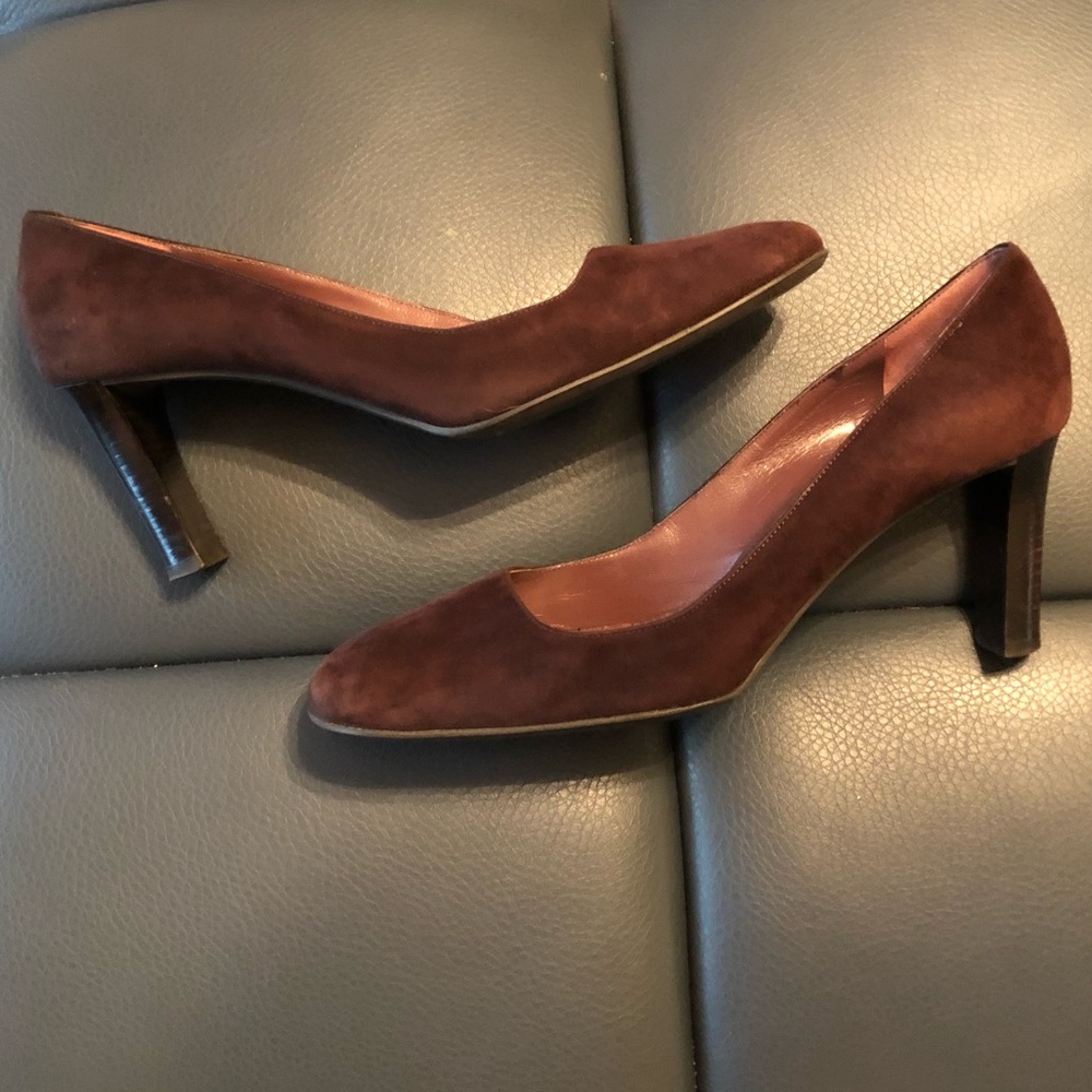Bally Brown Suede Pumps