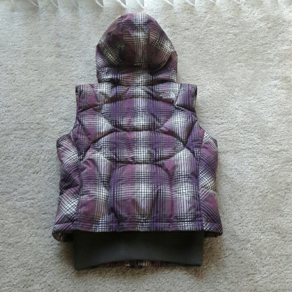 Used The North Face 600 women puff vest