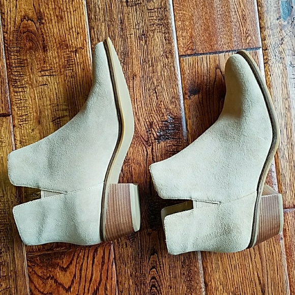<cole haan> Suede Abbot chelsea boots - Picture 3 of 6