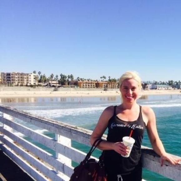 Meet your Posher, Kari - Picture 1 of 1