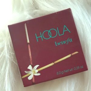 BENEFIT HOOLA BRONZER