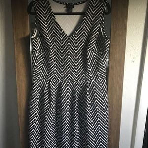 NWOT Gorgeous black and white cocktail dress