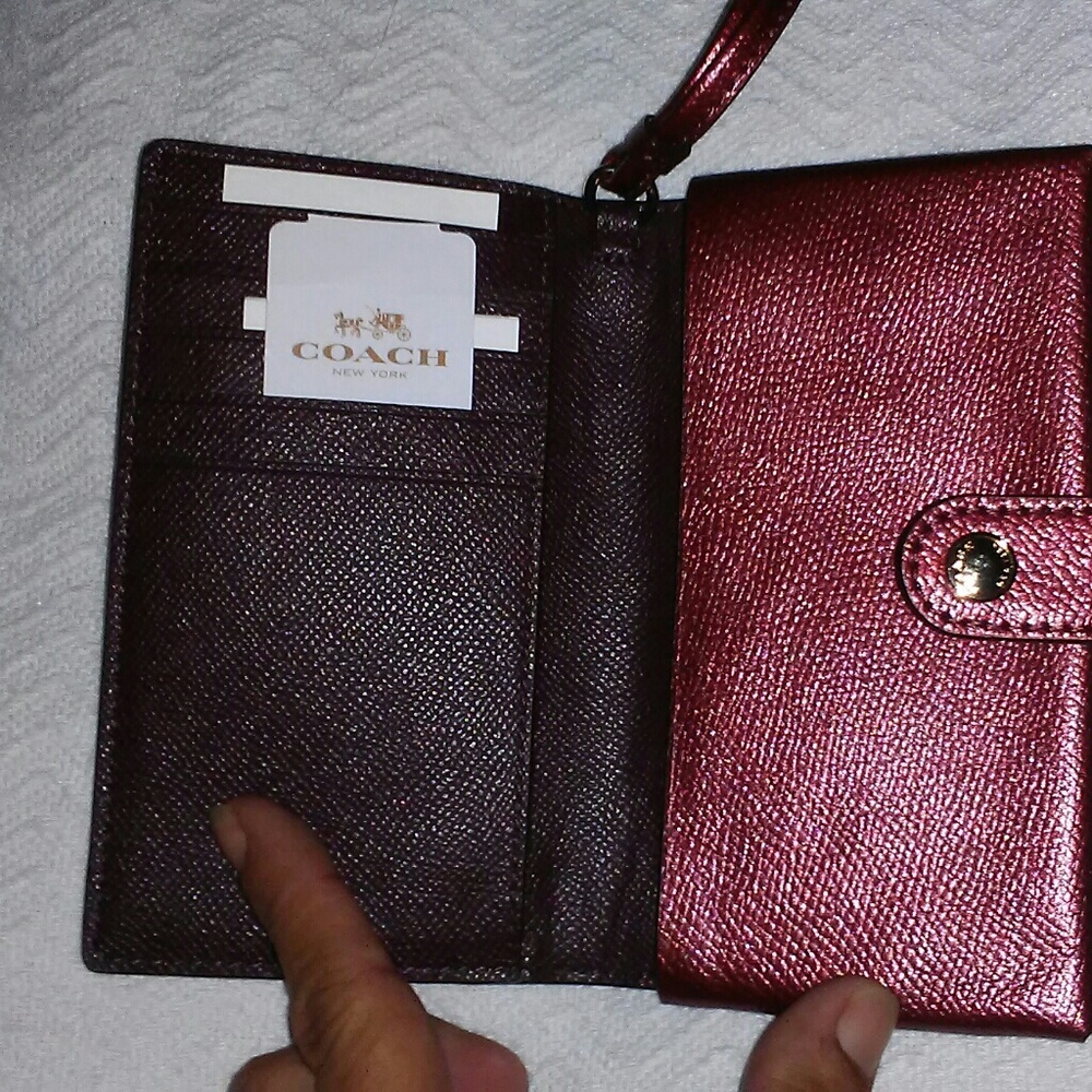 NWT Coach Phone Wristlet Metallic Cherry