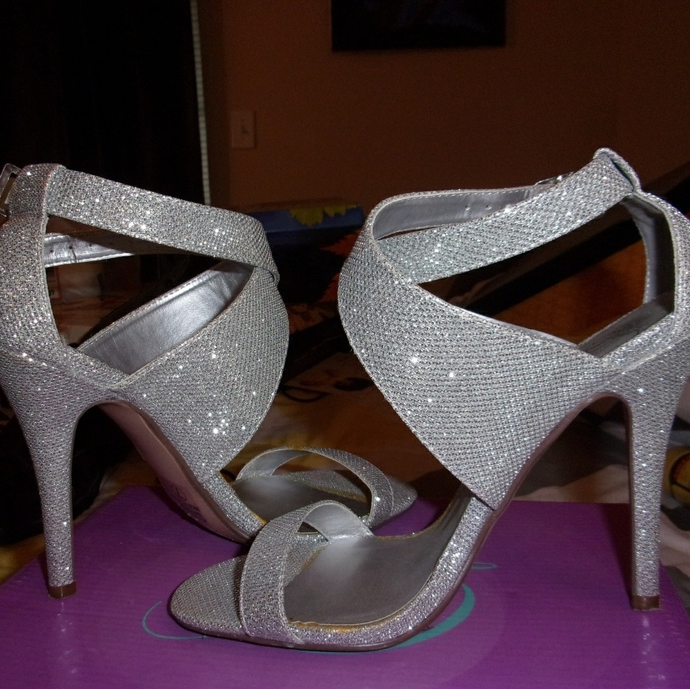 Ladies shoes