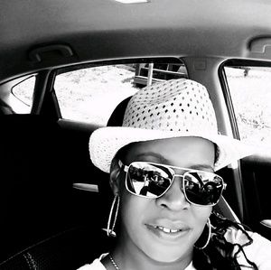 Meet your Posher, Linda