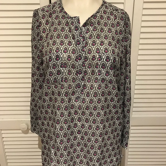 Joie top. Never worn! - Picture 1 of 3