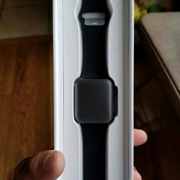 APPLE WATCH SERIES 3 - Picture 2 of 3