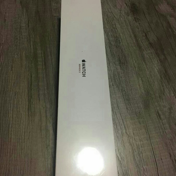 APPLE WATCH SERIES 3 - Picture 3 of 3