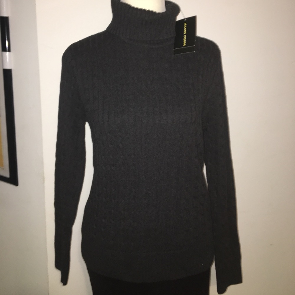 Dark gray 100% Cotton L long sleeve turtleneck NWT