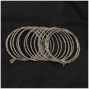 Stella & Dot Bangle Bracelet