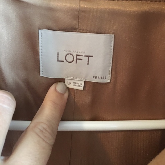 LOFT camel coat - Picture 2 of 8