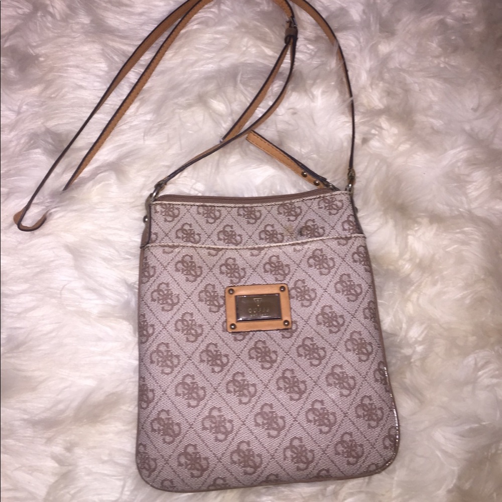 GUESS crossbody bag