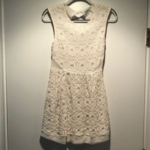 Kimchi Blue: Lace Dress, Size: 2, color: Cream