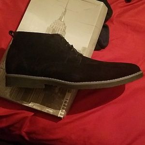 Size 14 Mens suede chukka boot
