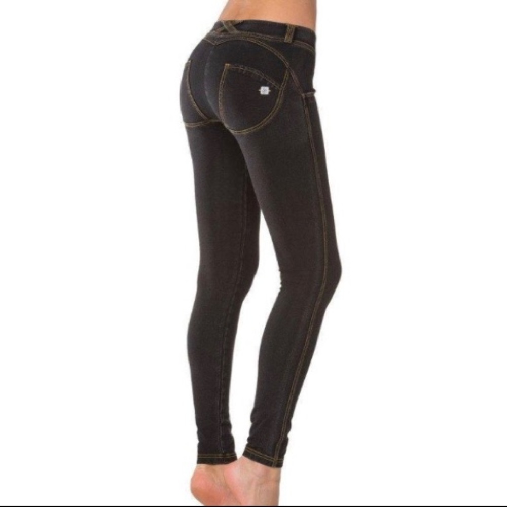 Freddy Wr Up denim in Black size Small 🖤