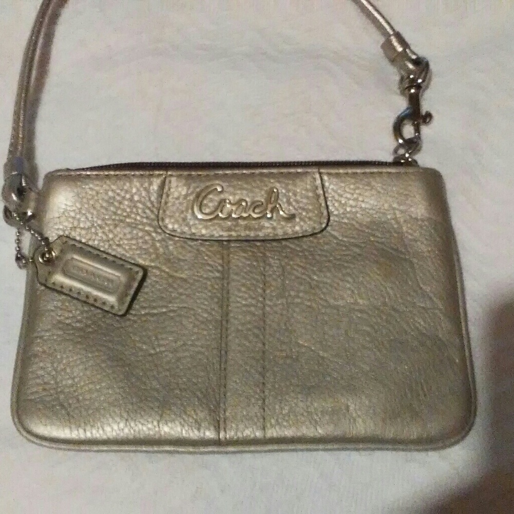 NWT Coach Wristlet Platinum Color