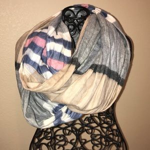 Infinity scarf