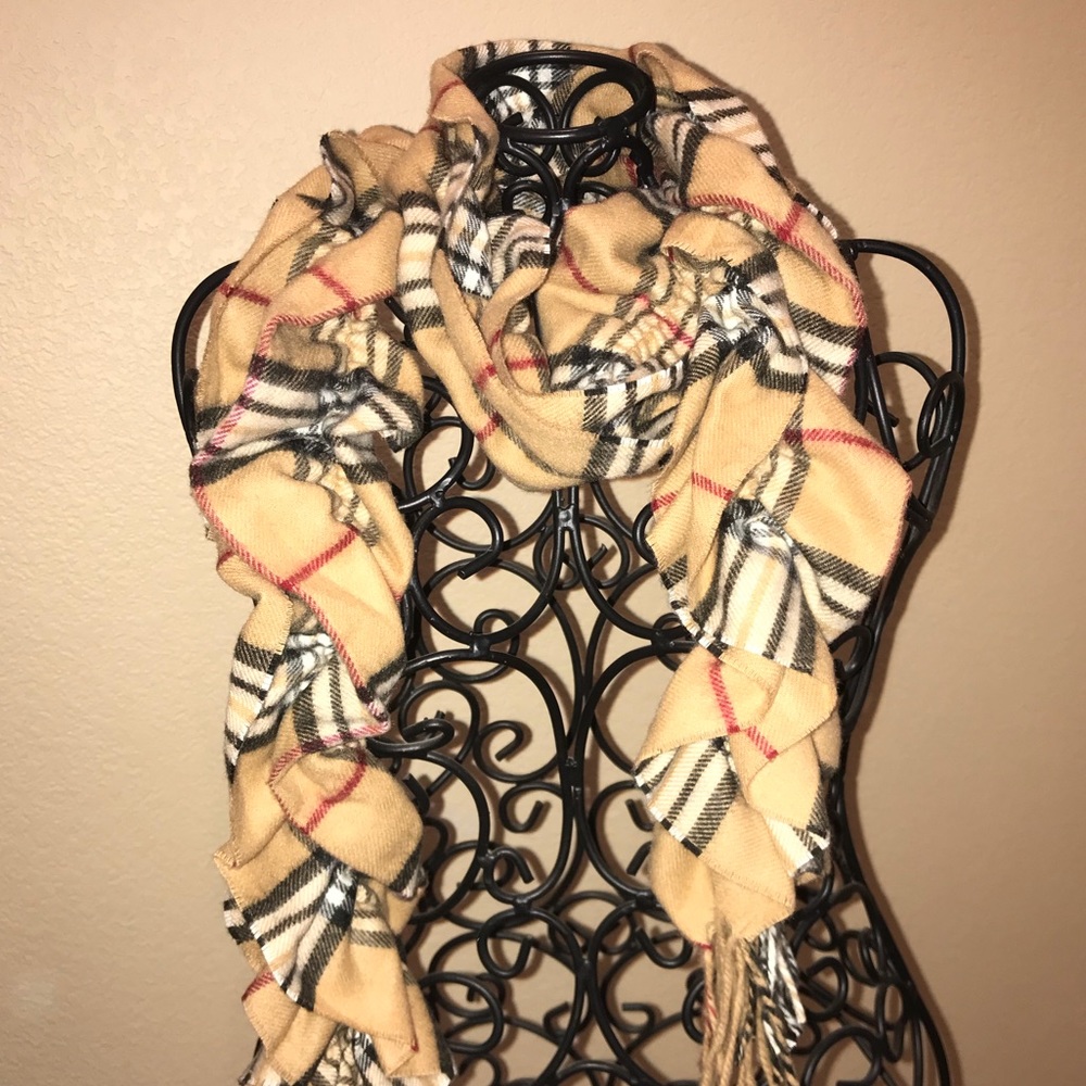 Scarf - Picture 1 of 1