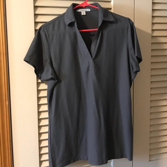Gray collared shirt - Picture 1 of 2