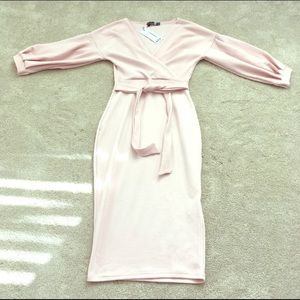 Boohoo night blush midi dress