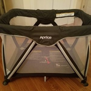 Aprica Play Pen