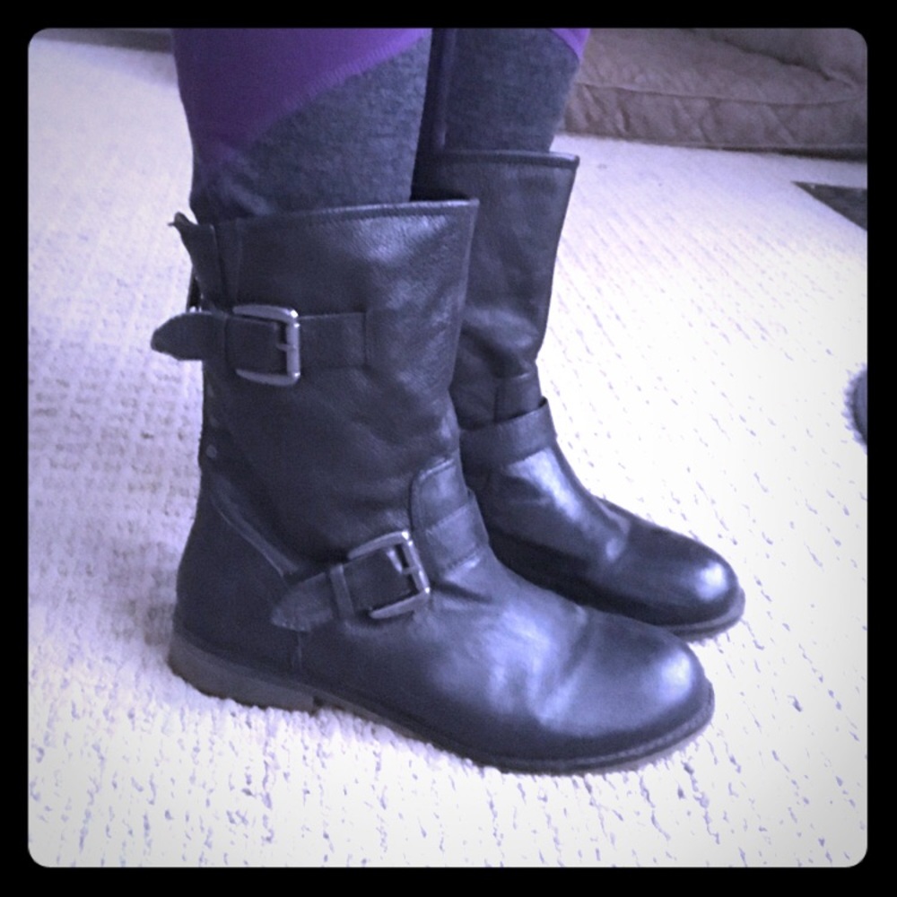 Steve Madden Mid-Calf Leather Boots