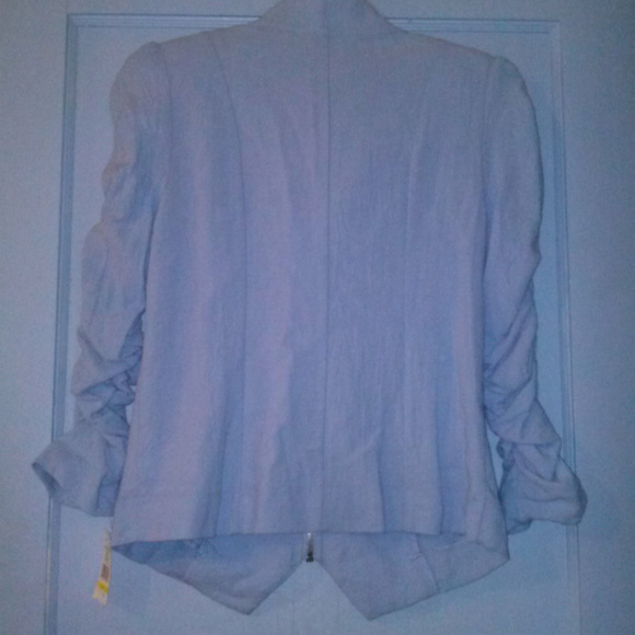 Ruched Sleeve Zip Front Jacket - Picture 8 of 8