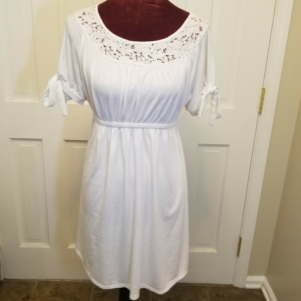 TARA RYAN White Dress