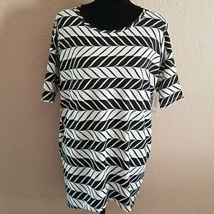 XS Lularoe Irma