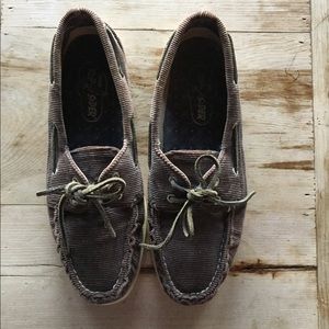 Sperry topsider