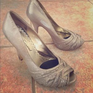 Lulu Townsend stilettos