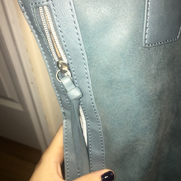 Blue tote bag - Picture 2 of 3